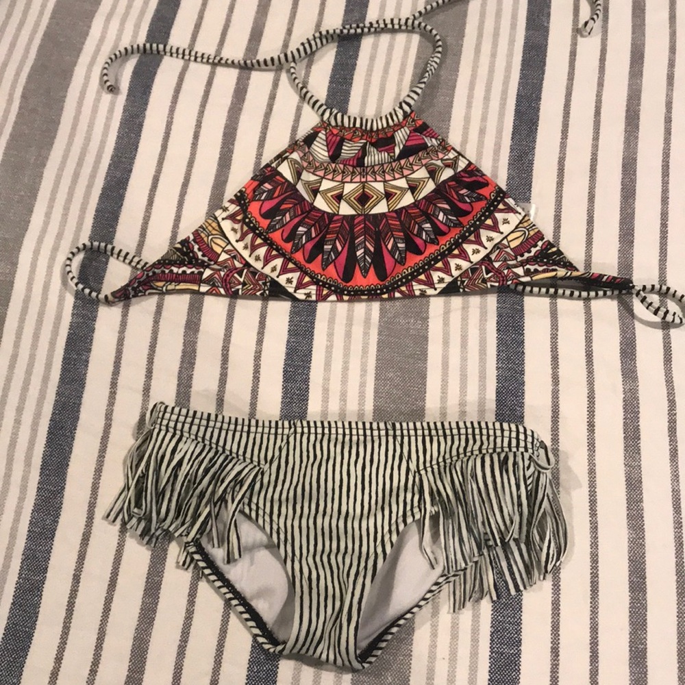 Billabong girls bikini size 4